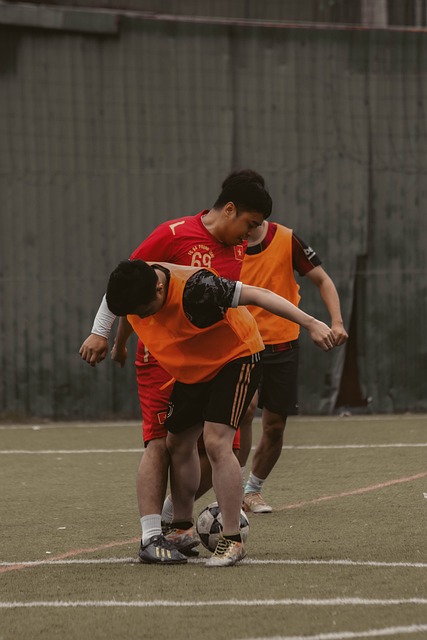 东尼