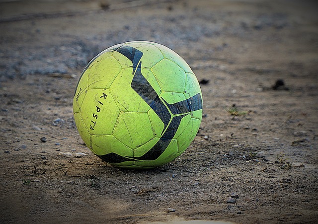 都在无声地 都在无声地